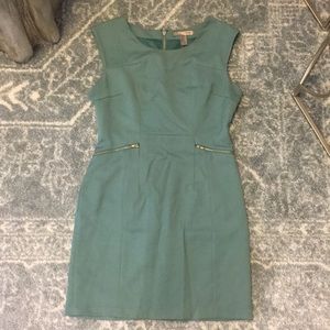 Green Sleeve-less Dress